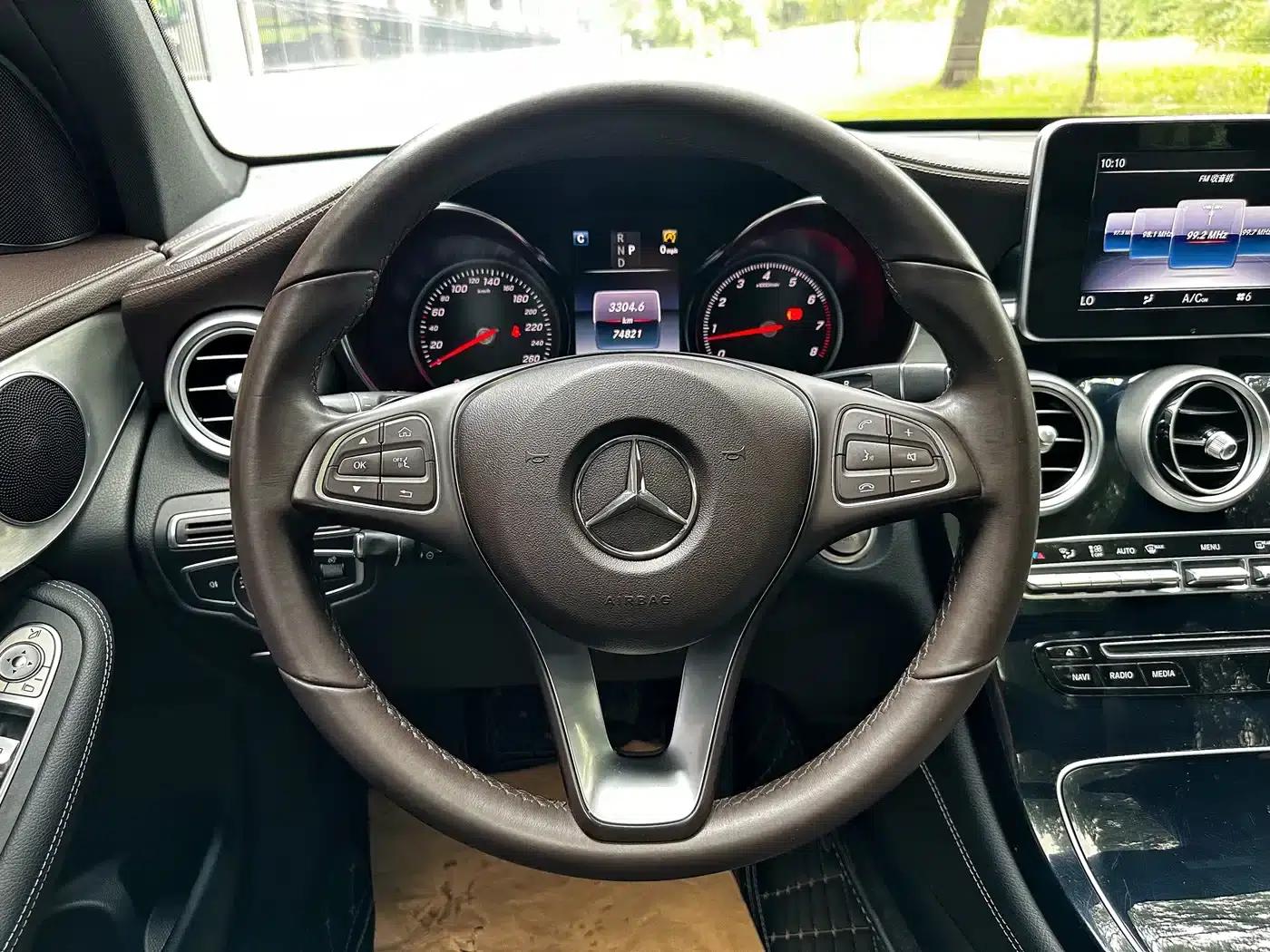 2018 Mercedes-Benz GLC 200 4MATIC — миниатюра 13