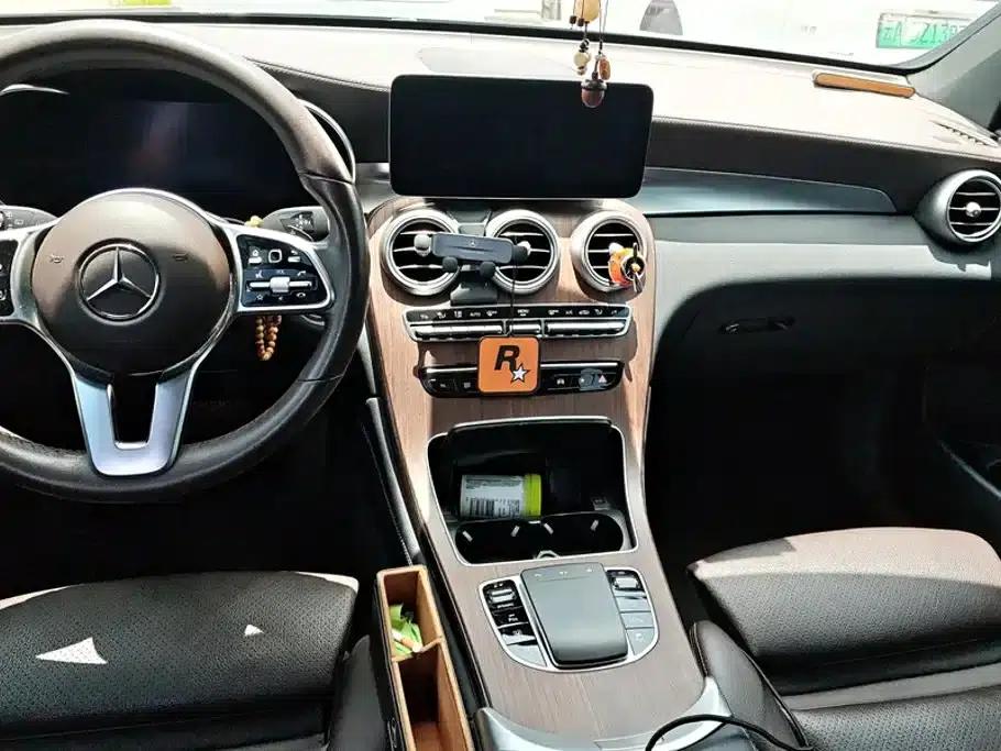 2021 Mercedes-Benz GLC 300 L 4MATIC Dynamic — миниатюра 13
