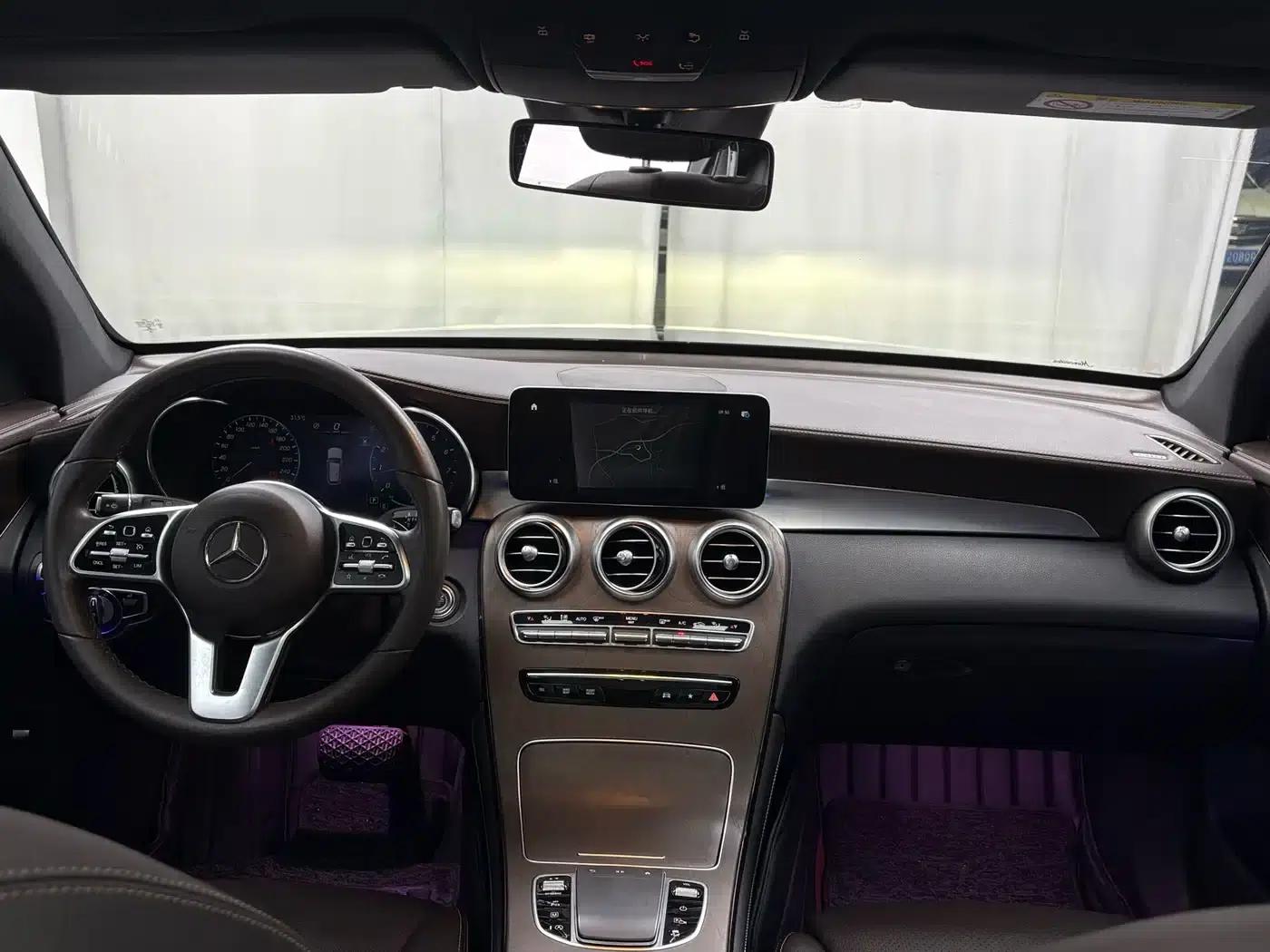 2020 Mercedes-Benz GLC 300 L 4MATIC Dynamic — миниатюра 11