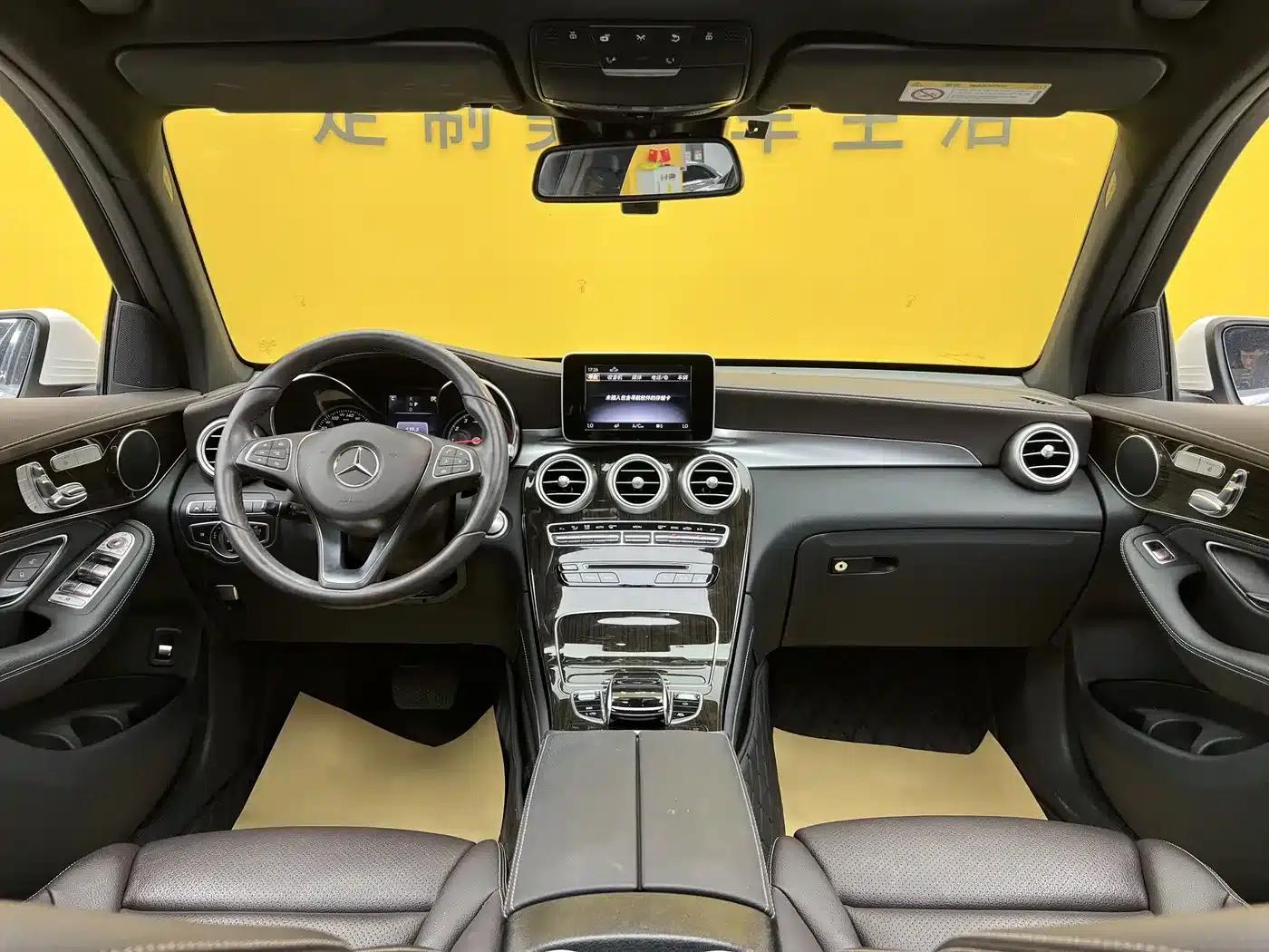 2019 Mercedes-Benz GLC 260 L 4MATIC Luxury — миниатюра 11