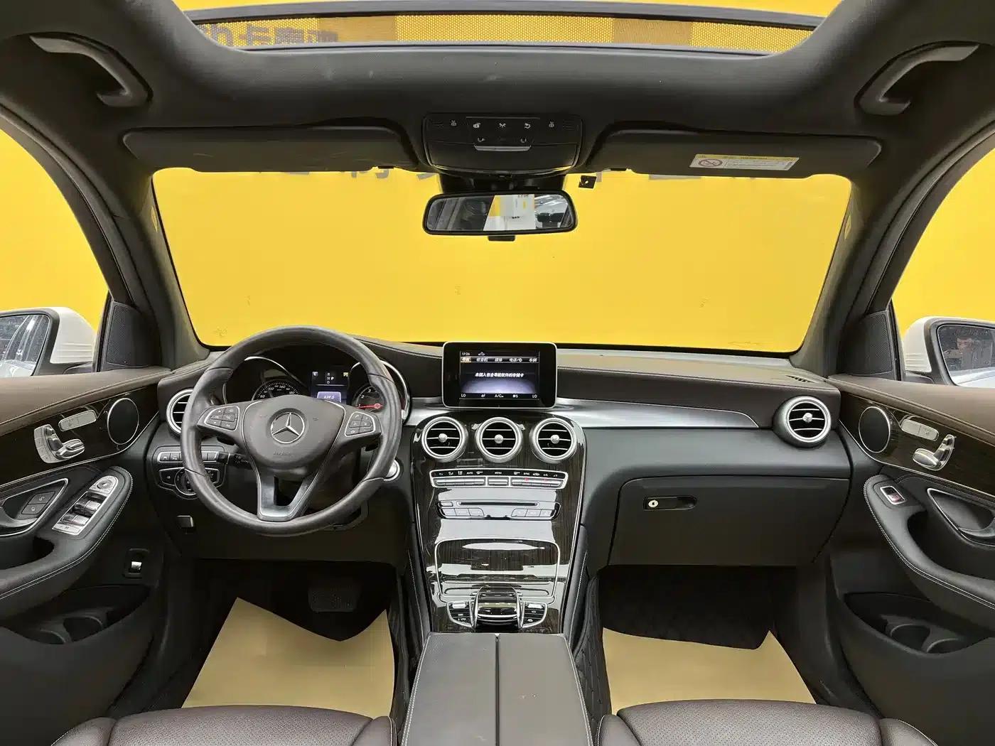 2019 Mercedes-Benz GLC 260 L 4MATIC Luxury — миниатюра 12