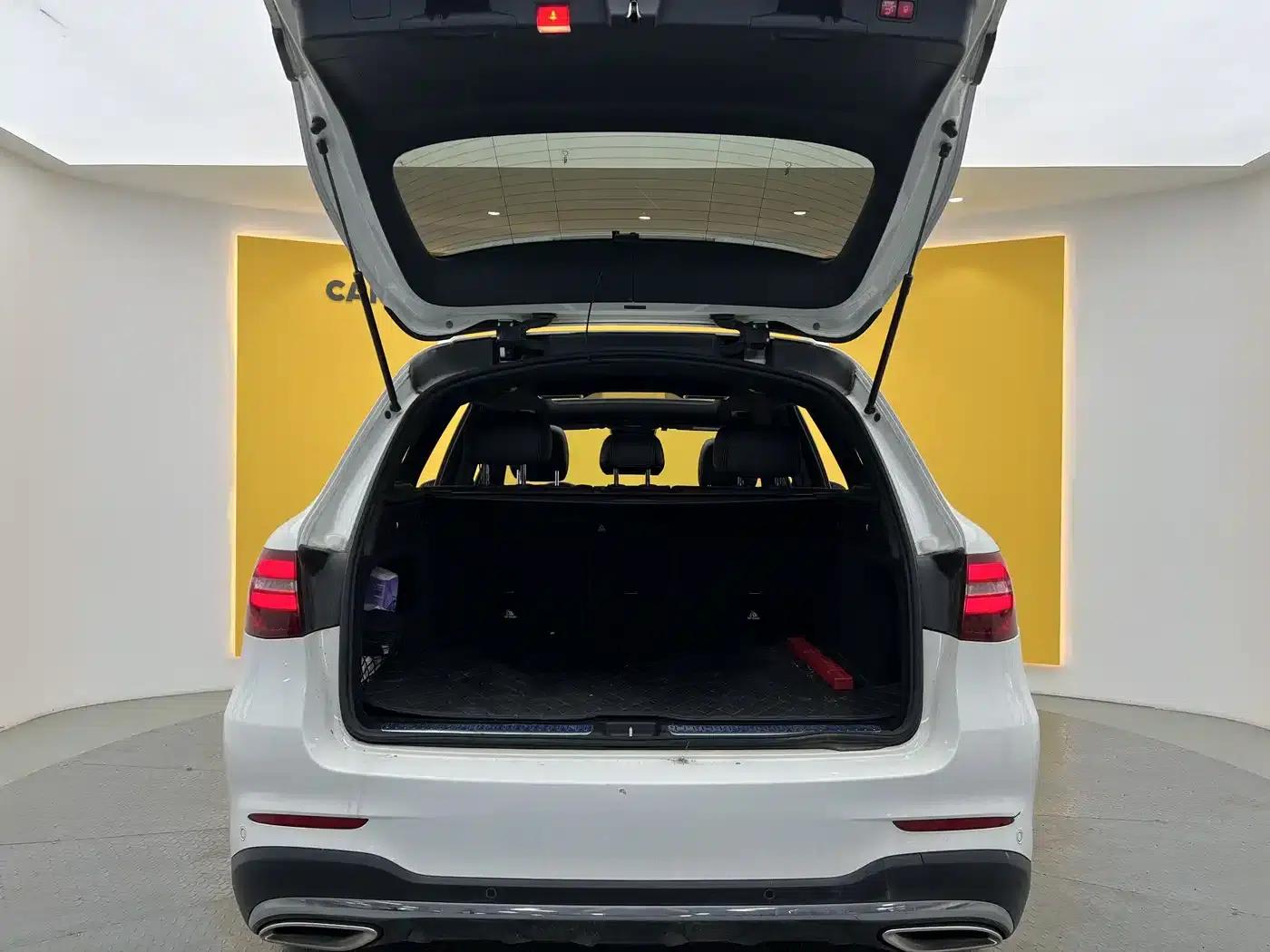2019 Mercedes-Benz GLC 260 L 4MATIC Luxury — миниатюра 26