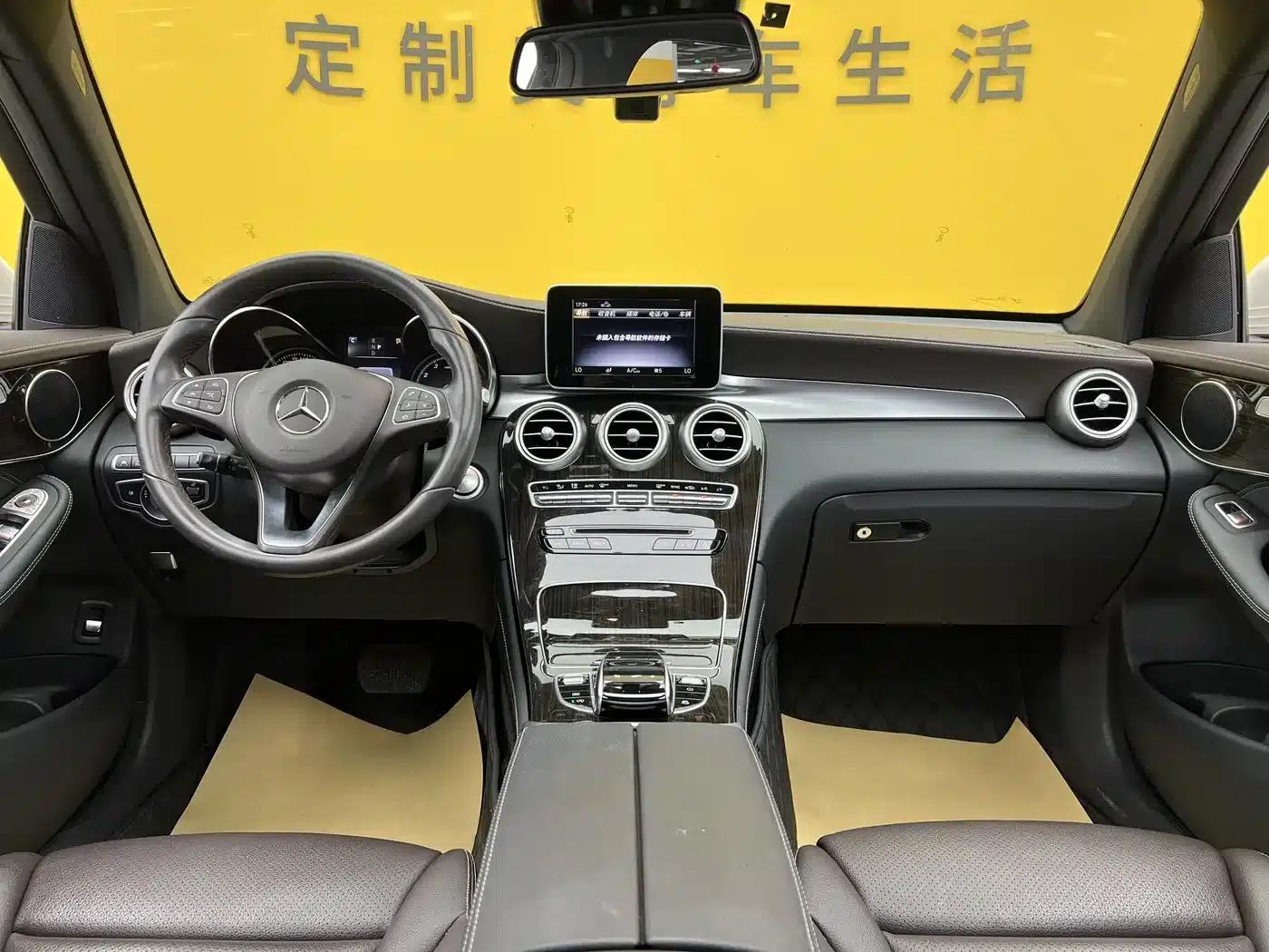 2019 Mercedes-Benz GLC 260 L 4MATIC Luxury — миниатюра 10