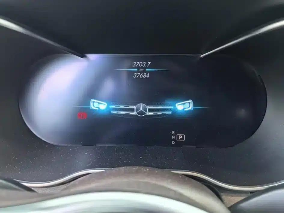 2022 Mercedes-Benz GLC 260 L 4MATIC Luxury — миниатюра 3