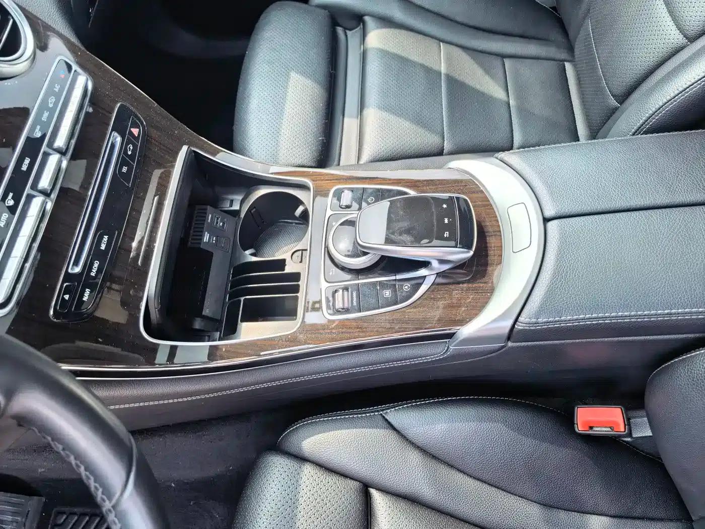 2017 Mercedes-Benz GLC 260 4MATIC Luxury — миниатюра 12