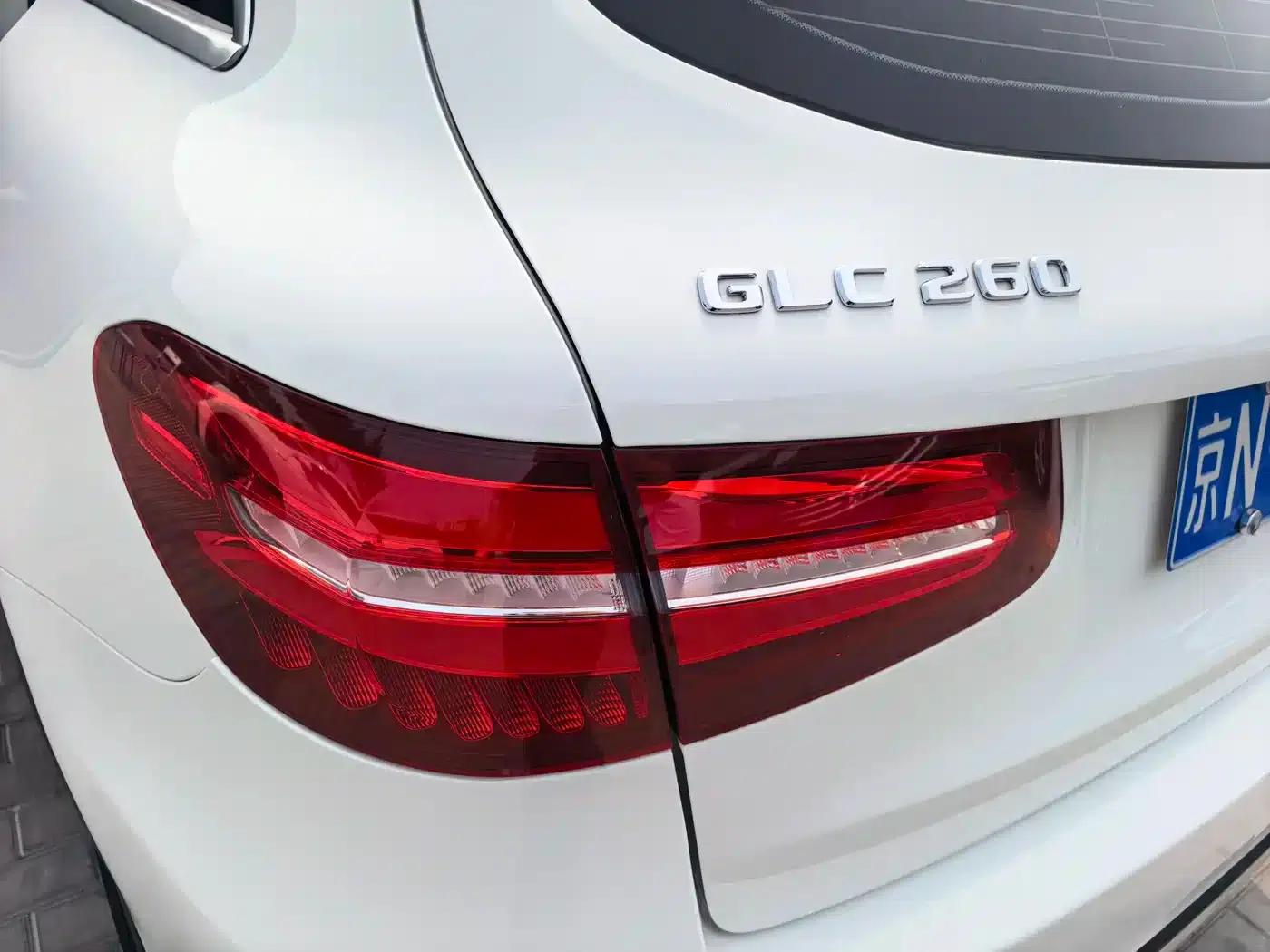 2017 Mercedes-Benz GLC 260 4MATIC Luxury — миниатюра 5