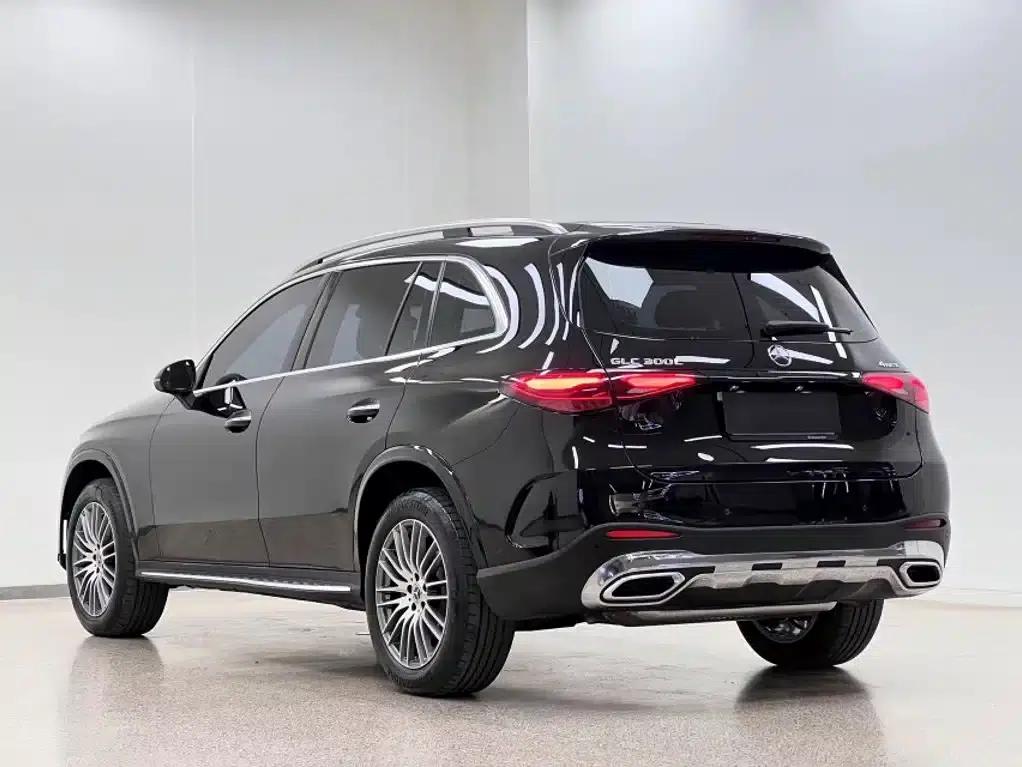 2023 Mercedes-Benz GLC 300 L 4MATIC Dynamic 5-seater — миниатюра 24