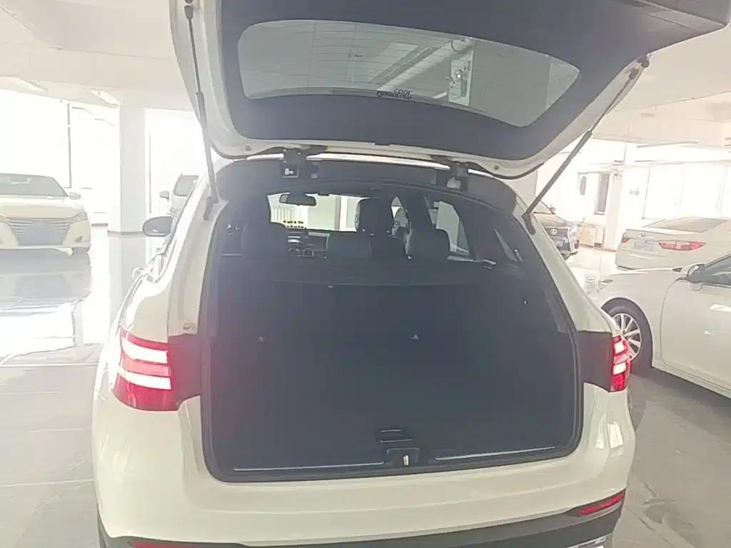 2016 Mercedes-Benz GLC 200 4MATIC — миниатюра 19