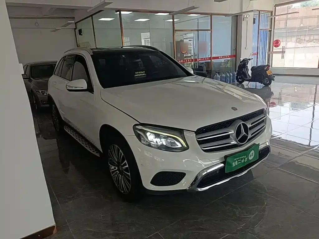 2016 Mercedes-Benz GLC 200 4MATIC — миниатюра 4