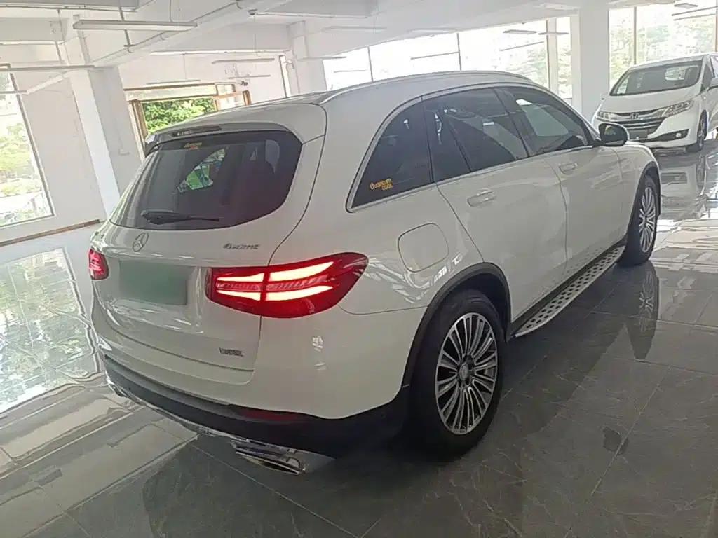 2016 Mercedes-Benz GLC 200 4MATIC — миниатюра 7
