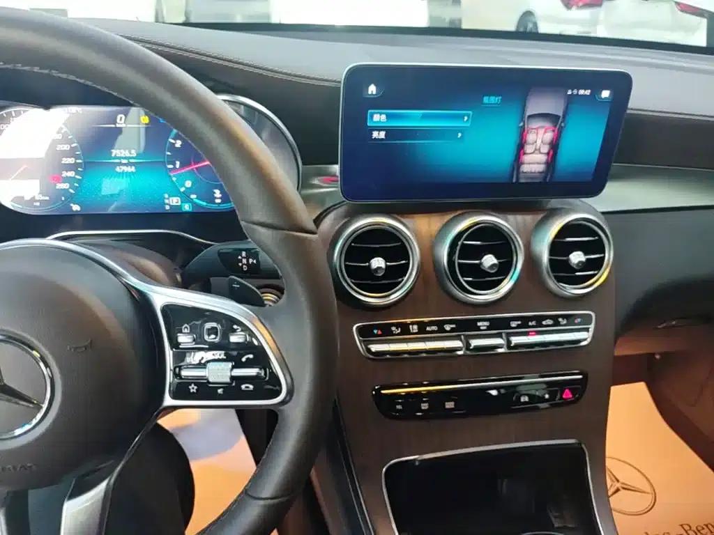 2021 Mercedes-Benz GLC 260 L 4MATIC Luxury — миниатюра 13