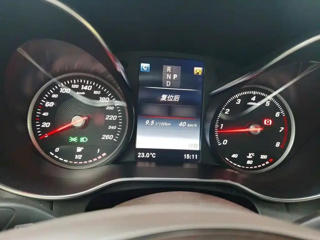 2016 Mercedes-Benz GLC 260 4MATIC Luxury — миниатюра 4