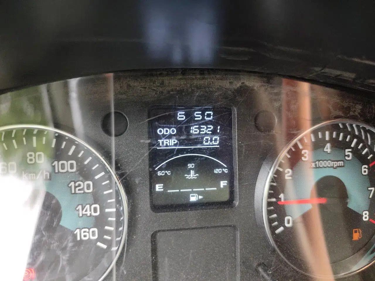 Jinbei New Hiace S 2021 1.5L Wealth Central Air-Conditioned Bus China VI Standard Model SWC15M — миниатюра 12
