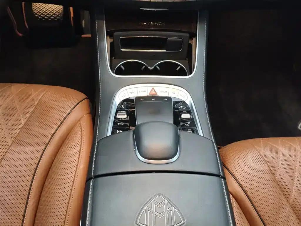 Maybach S-Class 2020 S 450 4MATIC Collector's Edition — миниатюра 12
