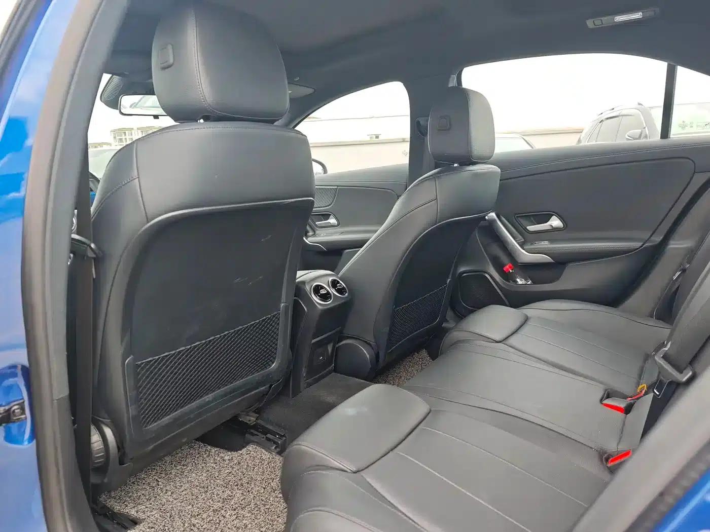 2023 Mercedes-Benz A-Class A 200 L Dynamic — миниатюра 11