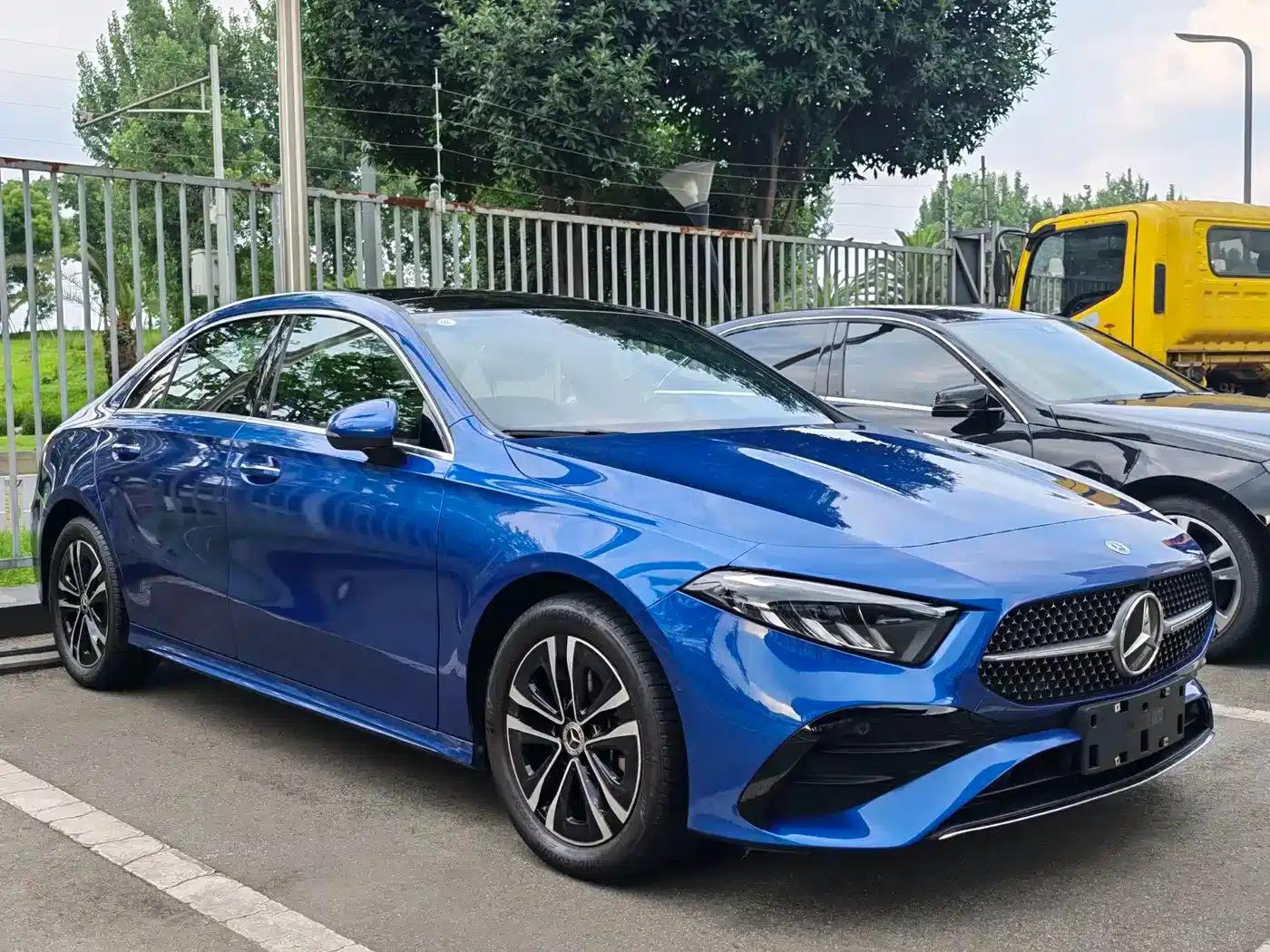 2023 Mercedes-Benz A-Class A 200 L Dynamic — миниатюра 3