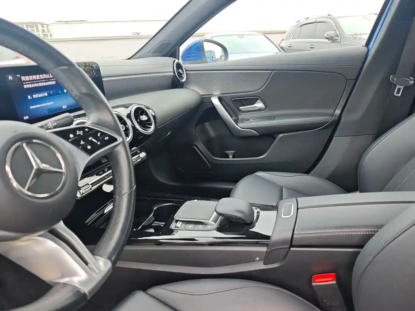 2023 Mercedes-Benz A-Class A 200 L Dynamic — миниатюра 9