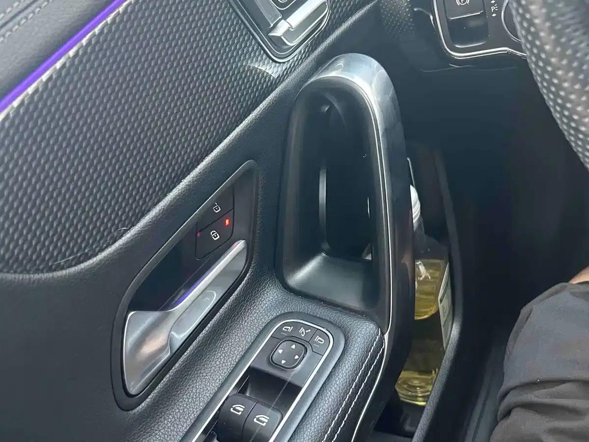 Mercedes-Benz A-Class 2020 A 200 L Sport Sedan — миниатюра 11