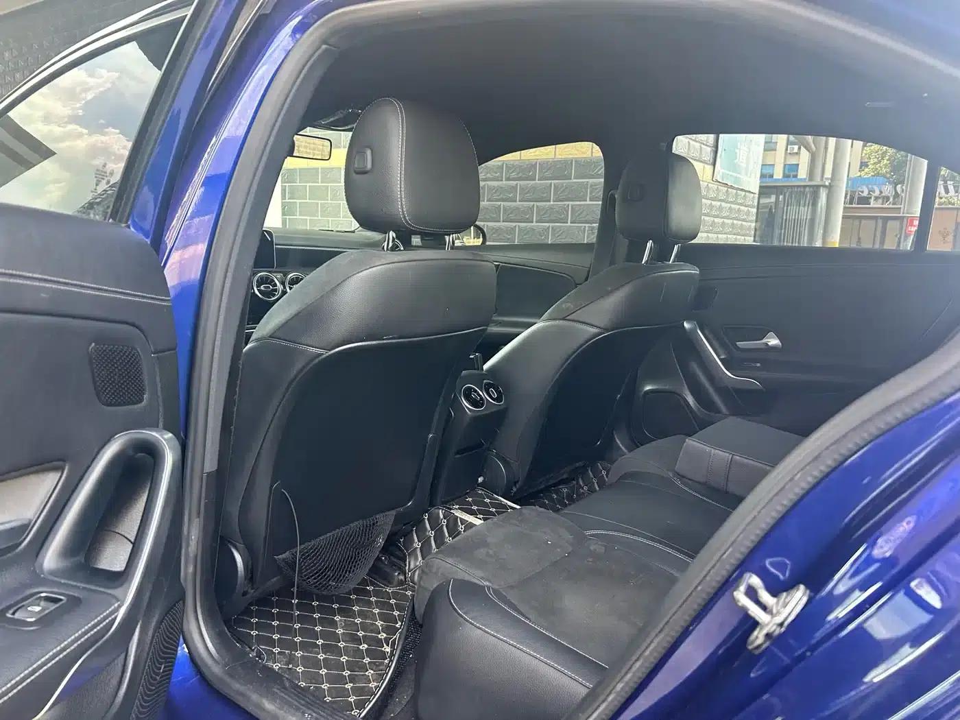 Mercedes-Benz A-Class 2020 A 200 L Sport Sedan — миниатюра 6