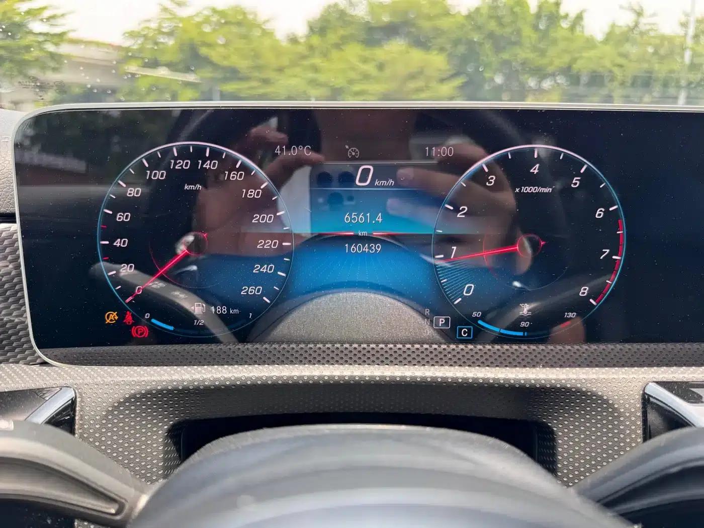 2019 Mercedes-Benz A-Class A 200 L Sport Sedan — миниатюра 9