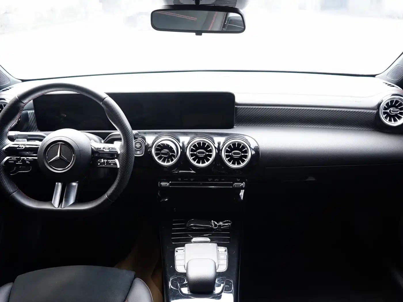 2023 Mercedes-Benz A-Class A 200 L Fashion Edition — миниатюра 5