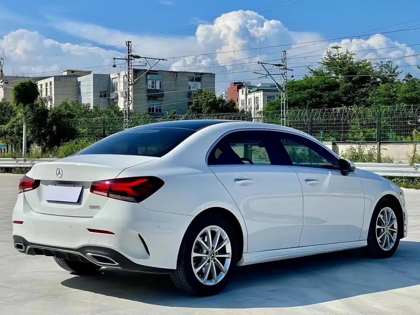 Mercedes-Benz A-Class 2020 Facelift A 200 L Sport Sedan Fashion Model — миниатюра 7
