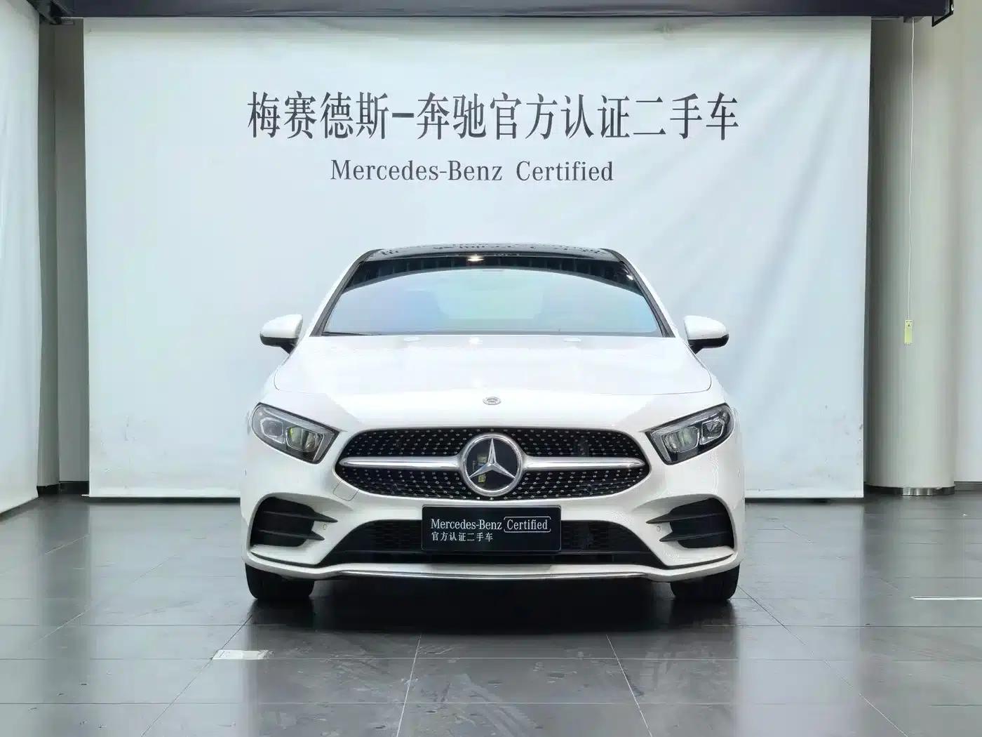 Mercedes-Benz A-Class 2022 Facelift A 200 L Sport Sedan Fashion Model — миниатюра 3