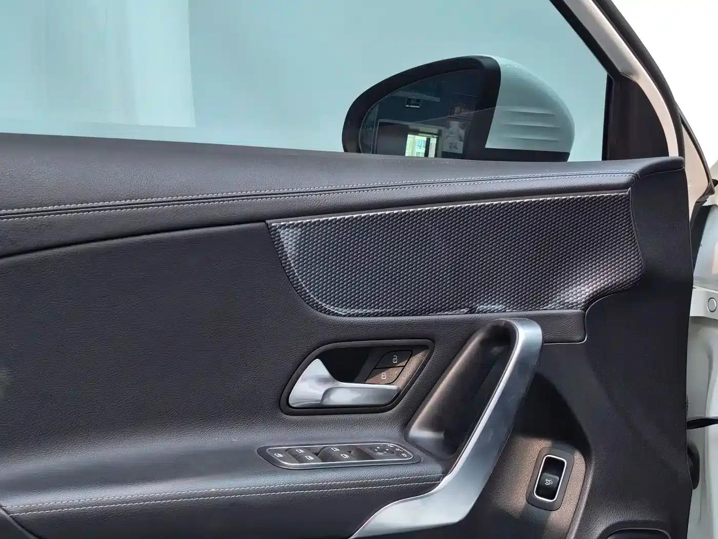 Mercedes-Benz A-Class 2022 Facelift A 200 L Sport Sedan Fashion Model — миниатюра 9