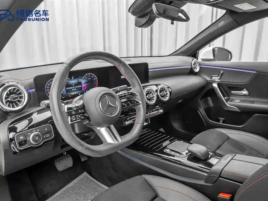 2023 Mercedes-Benz A-Class A 200 L Fashion Edition — миниатюра 12