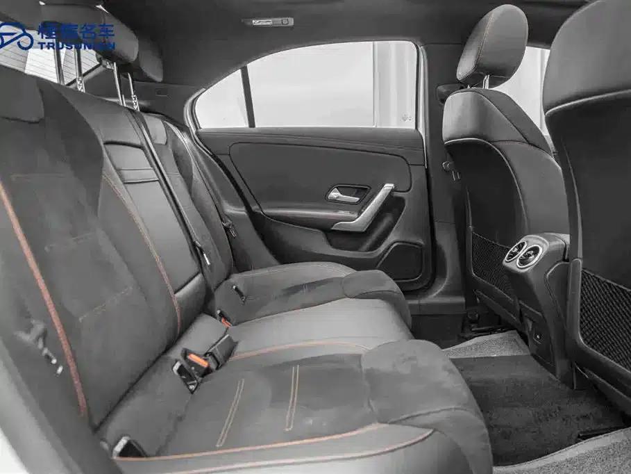 2023 Mercedes-Benz A-Class A 200 L Fashion Edition — миниатюра 16