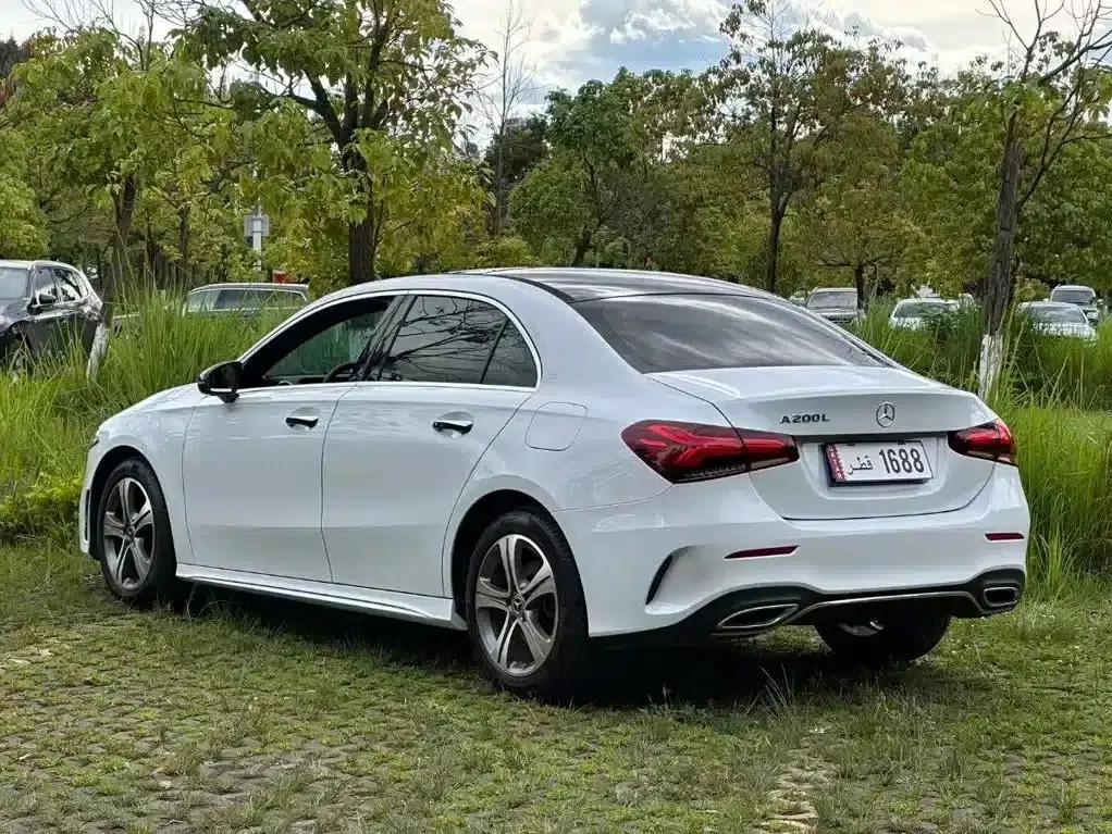 Mercedes-Benz A-Class 2020 A 200 L Sport Sedan — миниатюра 7