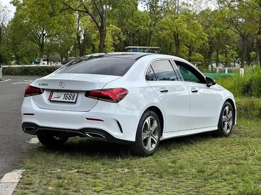 Mercedes-Benz A-Class 2020 A 200 L Sport Sedan — миниатюра 9