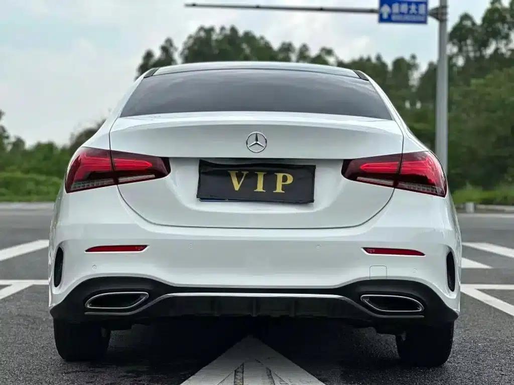 2019 Mercedes-Benz A-Class A 200 L Sport Sedan — миниатюра 8
