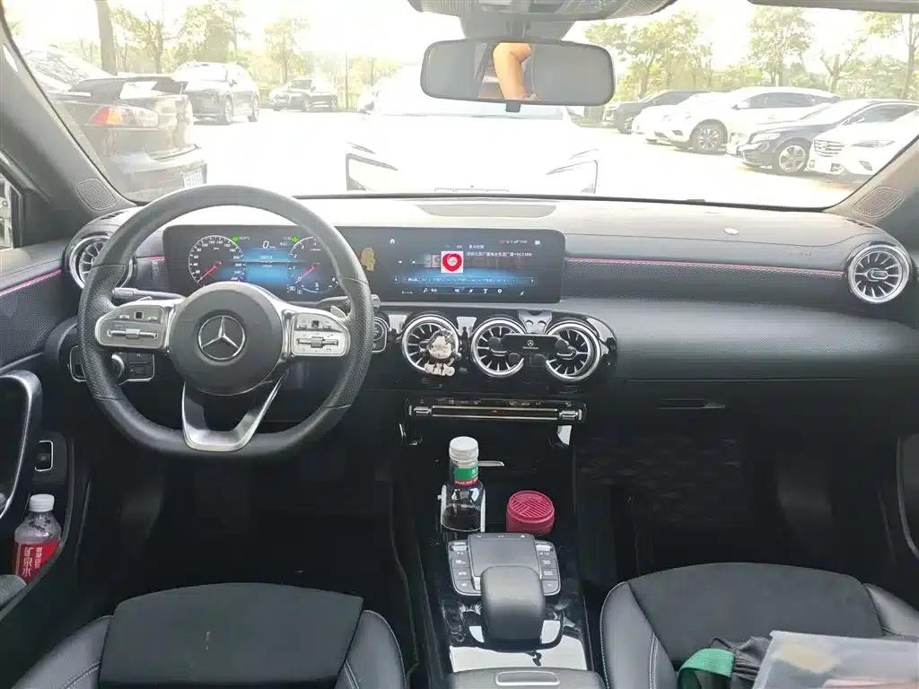 Mercedes-Benz A-Class 2022 Facelift II A 200 L Sport Sedan Fashion Edition — миниатюра 7