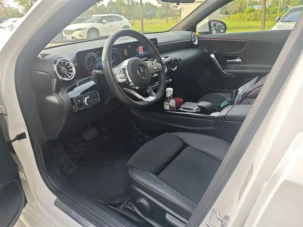 Mercedes-Benz A-Class 2022 Facelift II A 200 L Sport Sedan Fashion Edition — миниатюра 9