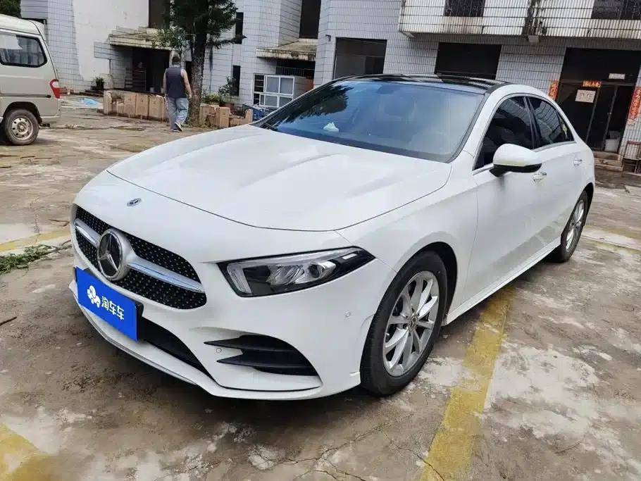Mercedes-Benz A-Class 2022 A 200 L Sport Sedan Dynamic Edition — миниатюра 1