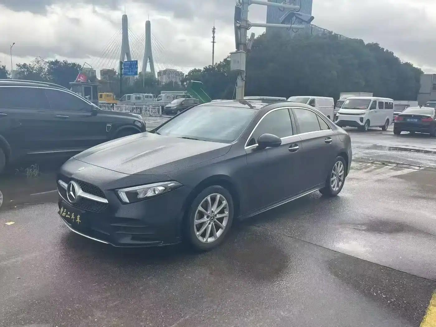 Mercedes-Benz A-Class 2020 Facelift A 200 L Sport Sedan Fashion Model — миниатюра 1