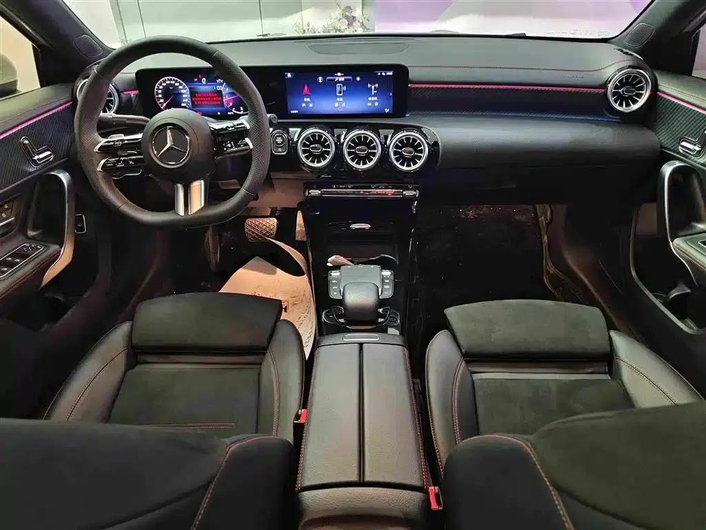 2023 Mercedes-Benz A-Class A 200 L Fashion Edition — миниатюра 11