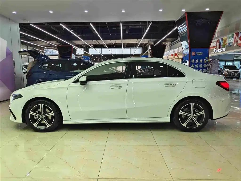 2023 Mercedes-Benz A-Class A 200 L Fashion Edition — миниатюра 7