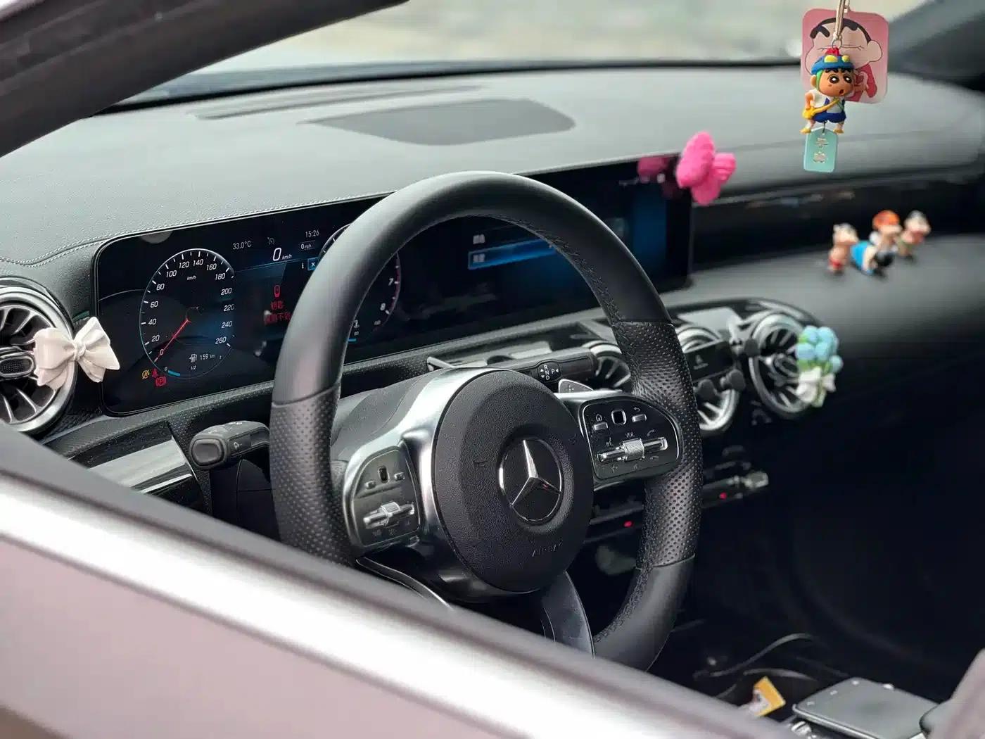 Mercedes-Benz A-Class 2022 Facelift A 200 L Sport Sedan Fashion Model — миниатюра 2