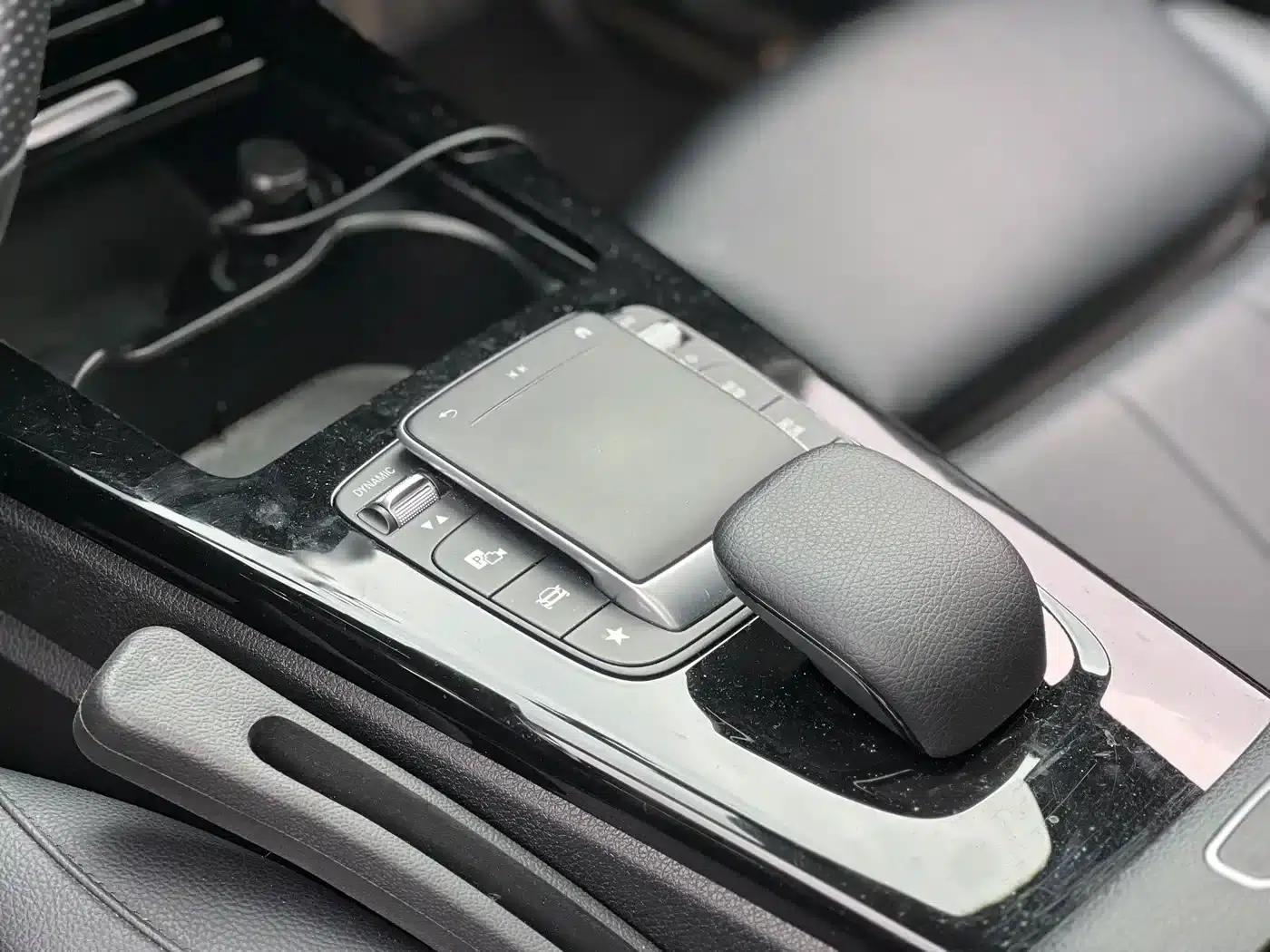 Mercedes-Benz A-Class 2022 Facelift A 200 L Sport Sedan Fashion Model — миниатюра 8