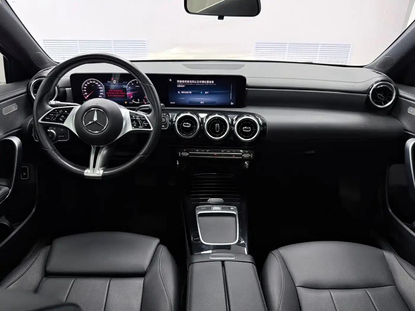 2023 Mercedes-Benz A-Class A 180 L — миниатюра 12