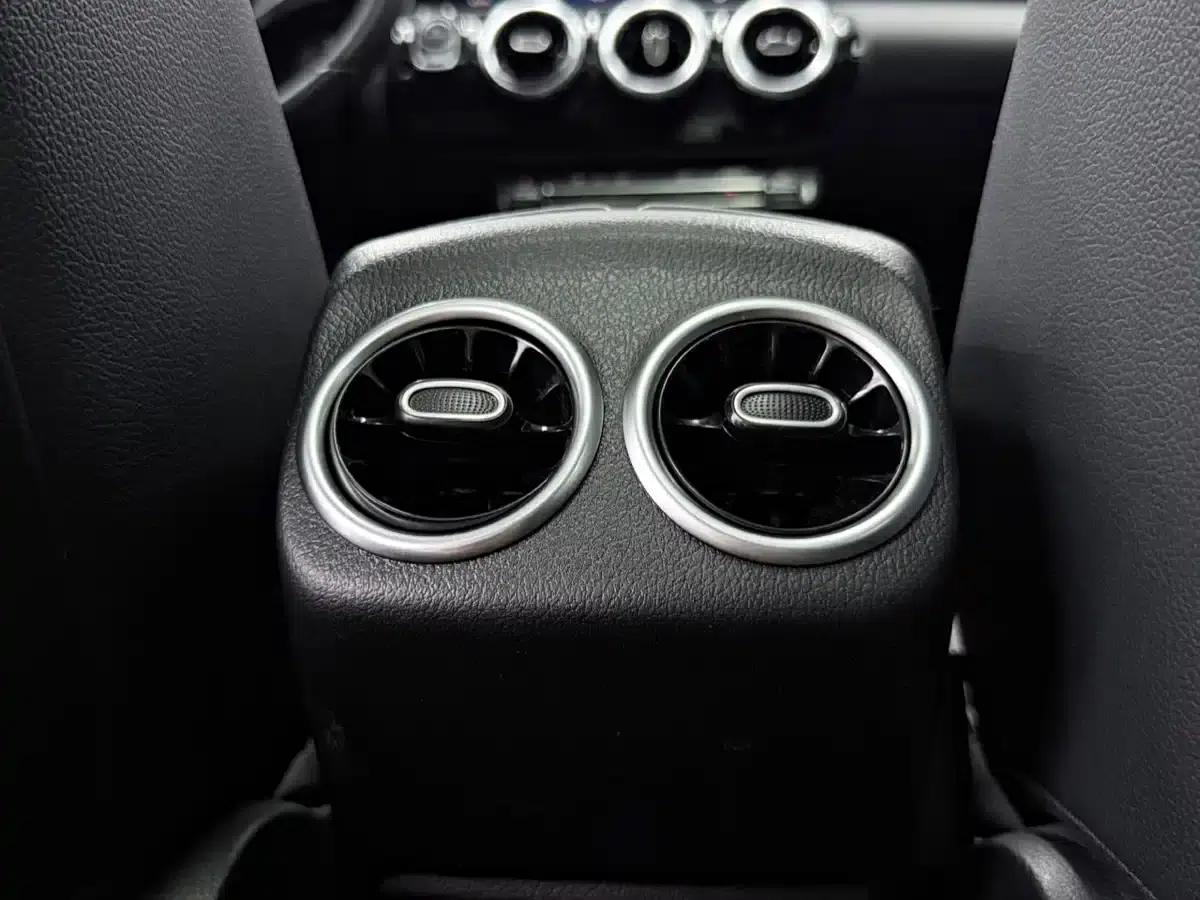 2023 Mercedes-Benz A-Class A 180 L — миниатюра 15