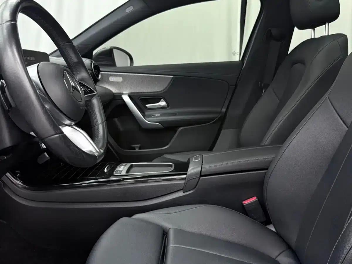 2023 Mercedes-Benz A-Class A 180 L — миниатюра 10