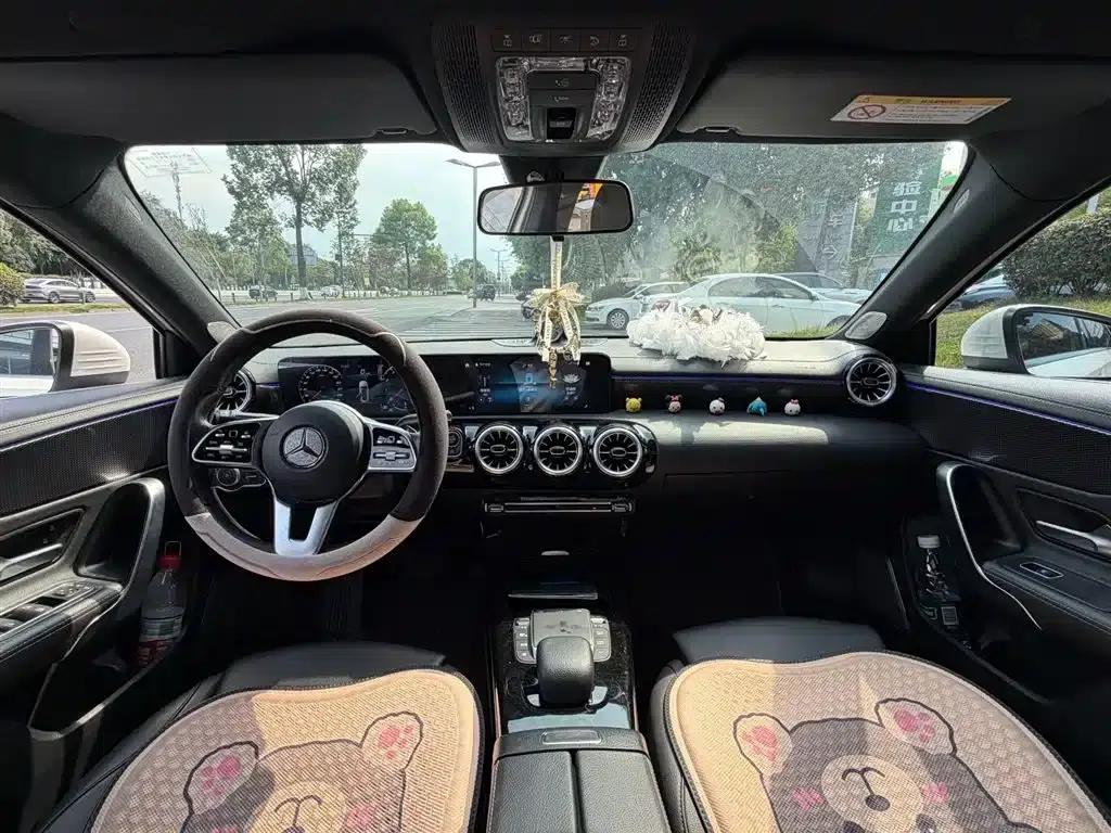 2021 Mercedes-Benz A-Class A 200 L Sport Sedan Dynamic — миниатюра 11