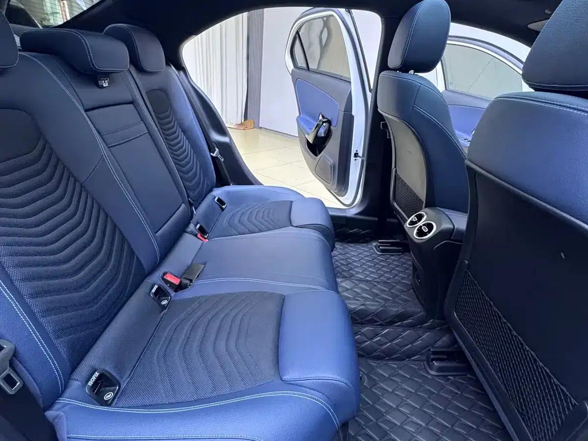 2022 Mercedes-Benz A-Class A 180 L Sport Sedan — миниатюра 9