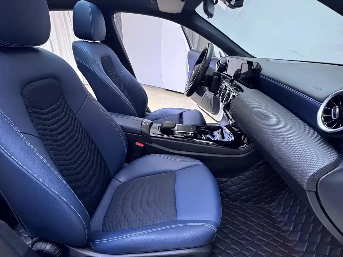 2022 Mercedes-Benz A-Class A 180 L Sport Sedan — миниатюра 10