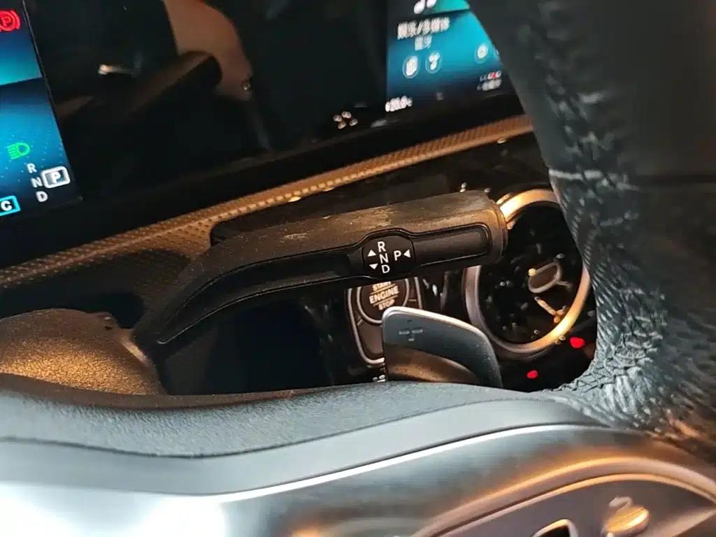 2020 Mercedes-Benz A-Class A 180 L Sport Sedan — миниатюра 14
