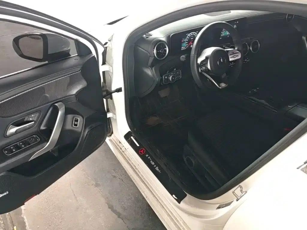 2020 Mercedes-Benz A-Class A 180 L Sport Sedan — миниатюра 16
