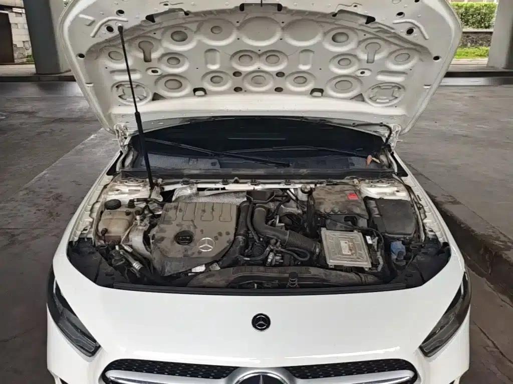 2020 Mercedes-Benz A-Class A 180 L Sport Sedan — миниатюра 20